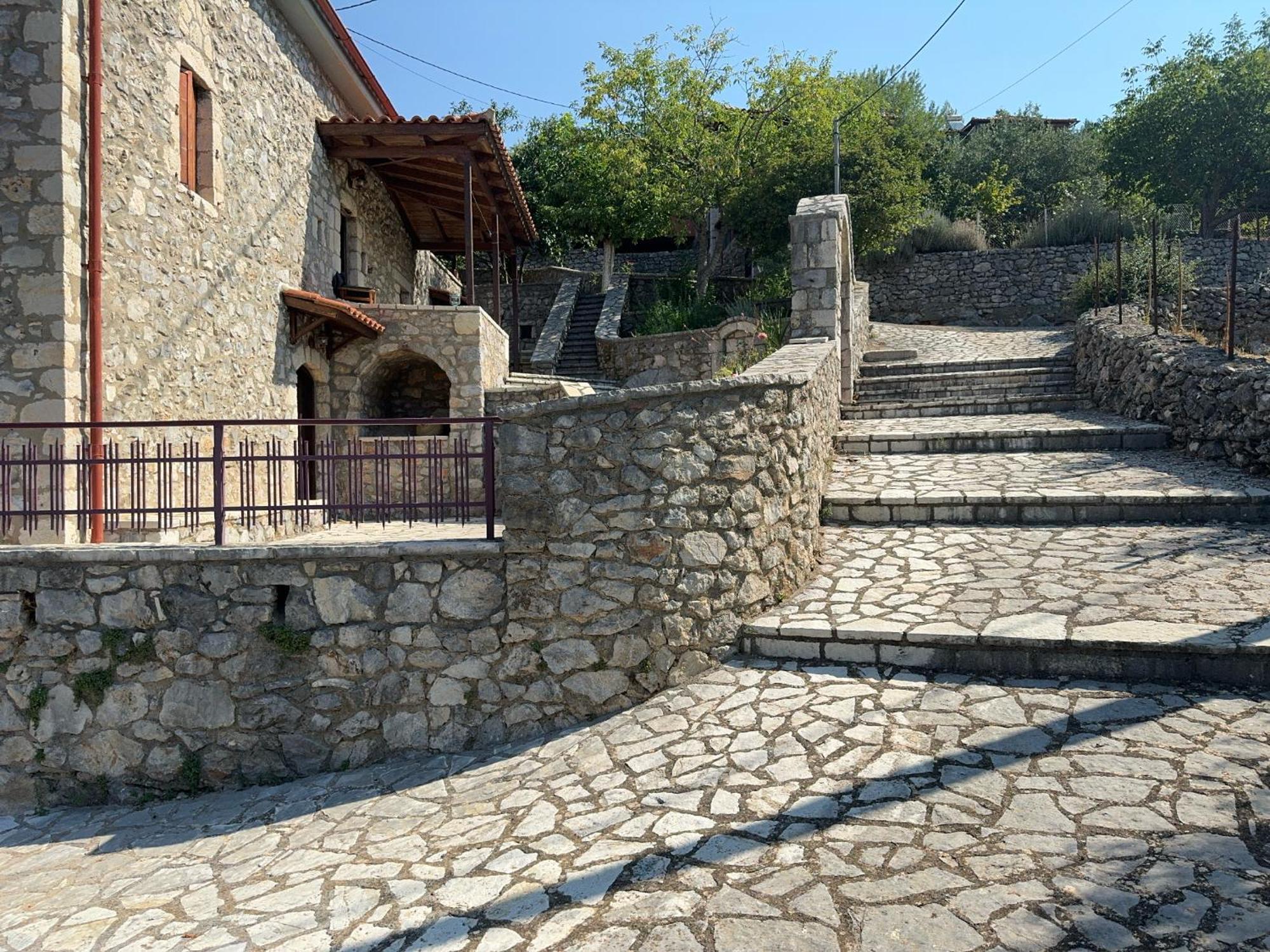 Terra Petra Villa At Psari Trikolonon Gortynia Psárion Exterior foto